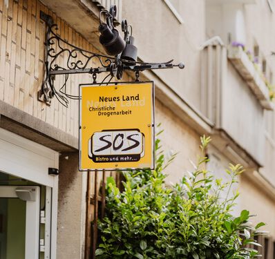 thumb Schild SOS Bistro